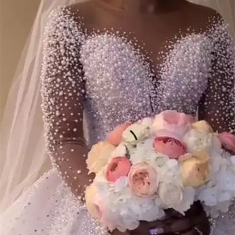 Long-Sleeve Ball Gown Wedding Dress